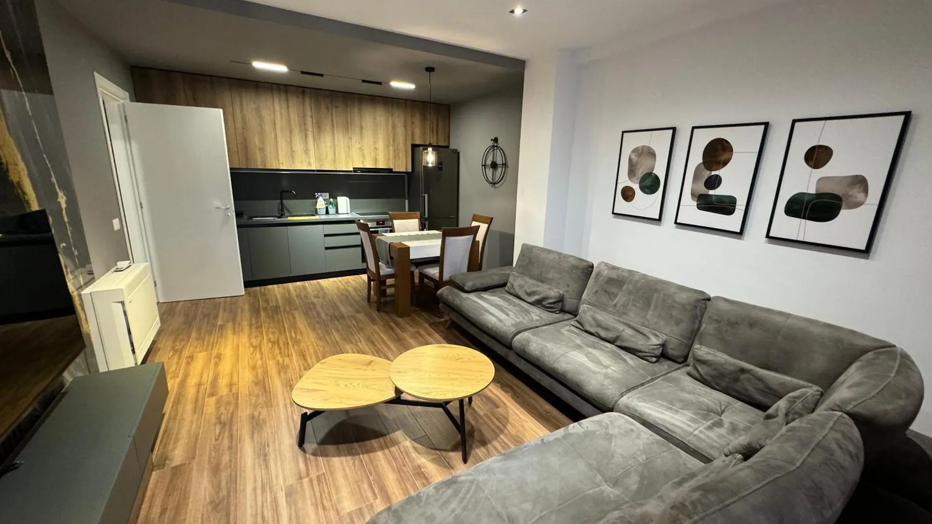 Apartment Homerent Old Bazaar 21 Tirana Albania